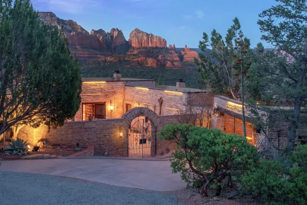 Luxe 6-Acre Sedona Retreat w/ Views: Eagle Dancer Main Image